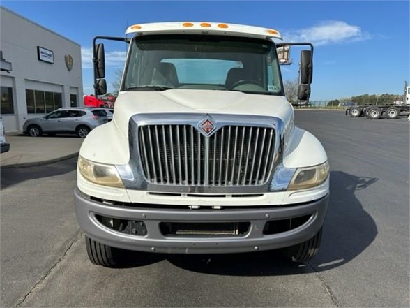2015 INTERNATIONAL DURASTAR 4300 FL720102 - image 3 of 5