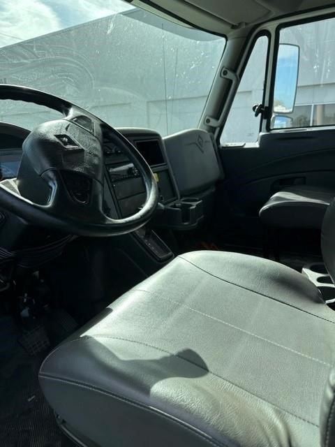 2015 INTERNATIONAL DURASTAR 4300 FL720102 - image 4 of 5