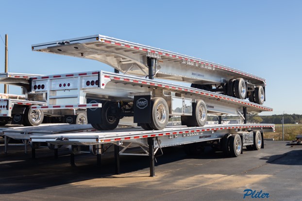 2025 MAC TRAILER MFG FLATBED | SH064993 - image 1 of 6