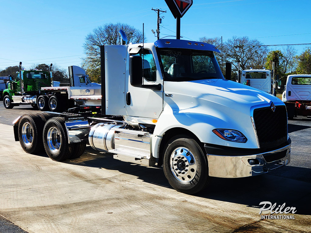 2025 INTERNATIONAL LT | SN298842 - image 3 of 6