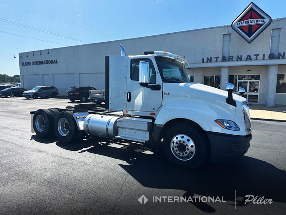 2019 INTERNATIONAL LT | KN527639 - image 2 of 6