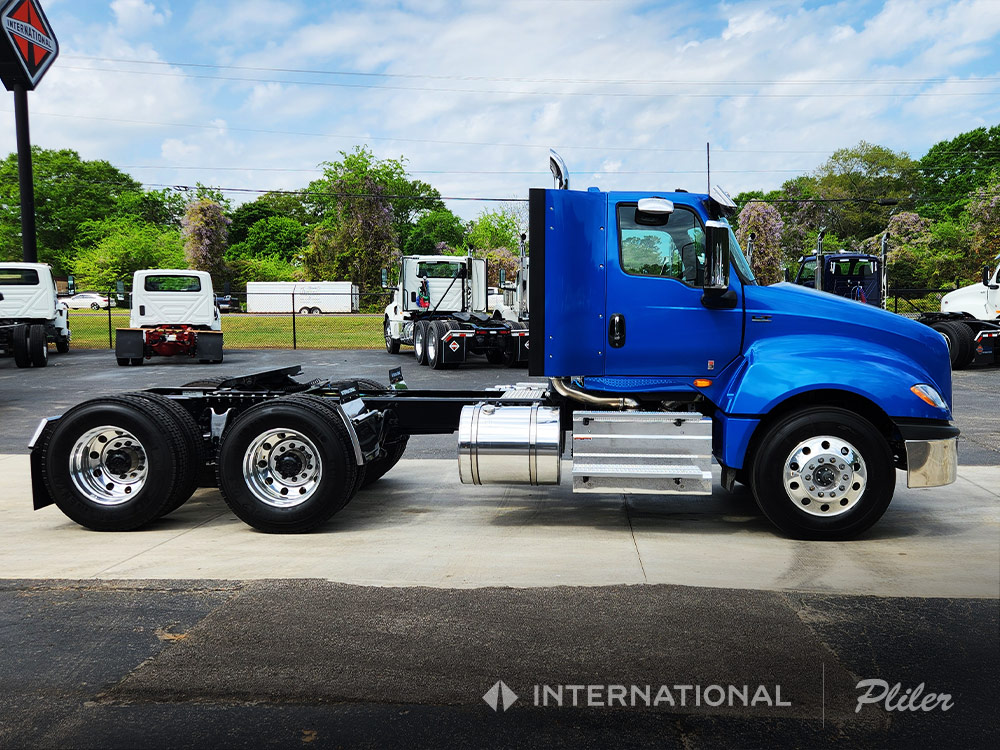 2025 INTERNATIONAL LT S13 | SN298843 - image 4 of 6