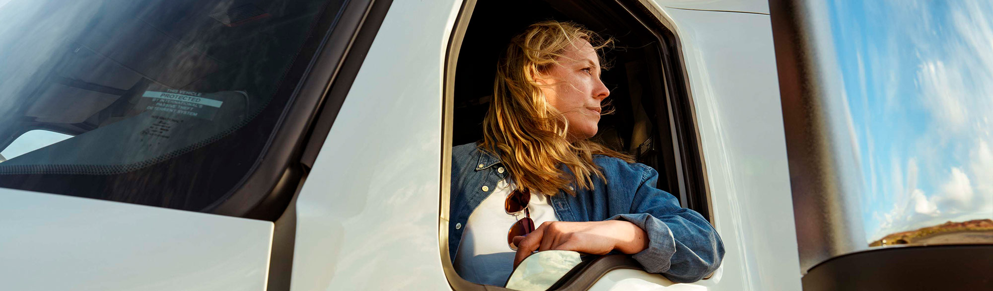Spring-Driving-Tips---Header-(April-2025)