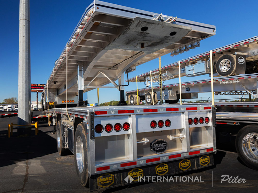 2025 MAC TRAILER 48ft FLATBED | SH078320 - image 2 of 6