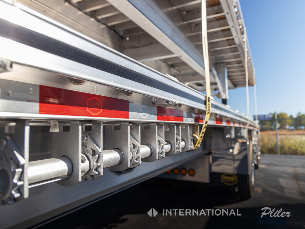 2025 MAC TRAILER 48ft FLATBED | SH078319 - image 5 of 6