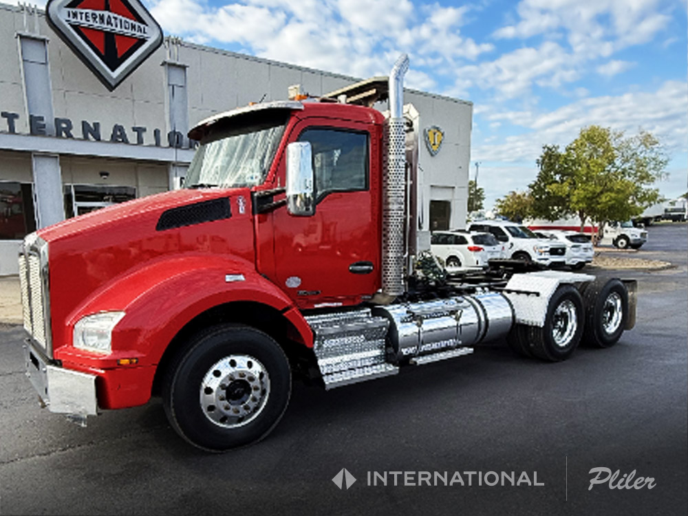 2018 KENWORTH T880 | JJ213711 2018 KENWORTH T880 | JJ213711 - image 1 of 6