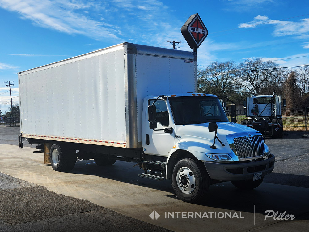 2021 INTERNATIONAL MV - Box Truck | ML494967 2021 INTERNATIONAL MV - Box Truck | ML494967 - image 3 of 6