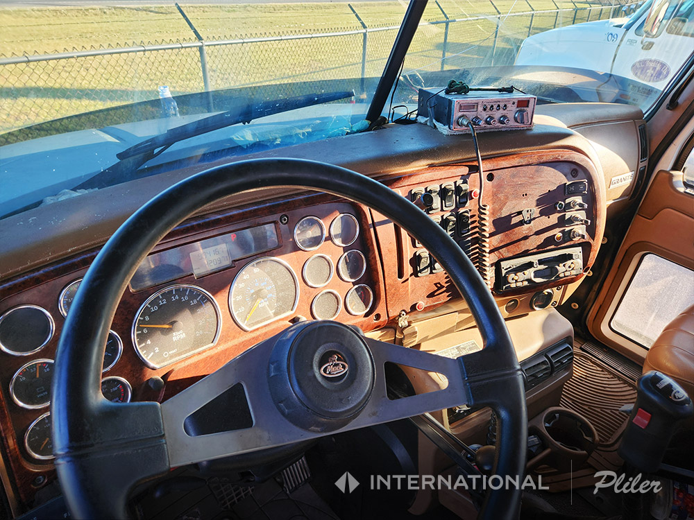 2005-MACK-CV713-(M023039)-7 2005-MACK-CV713-(M023039)-7