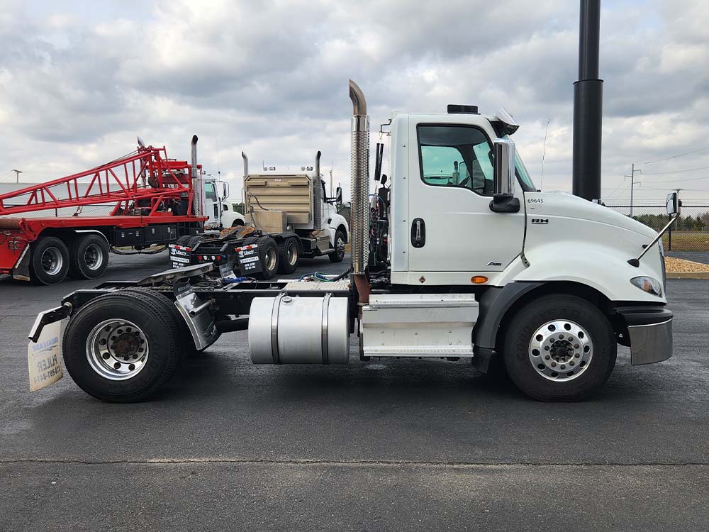 2019 INTERNATIONAL RH | KN509200 2019 INTERNATIONAL RH | KN509200 - image 3 of 6