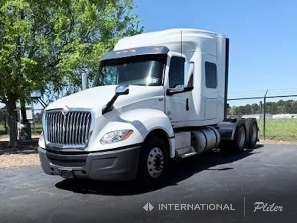 2022 INTERNATIONAL LT Sleeper | NN555711 - image 1 of 6