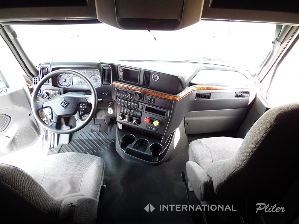 2022 INTERNATIONAL LT Sleeper | NN555711 2022 INTERNATIONAL LT Sleeper | NN555711 - image 5 of 6