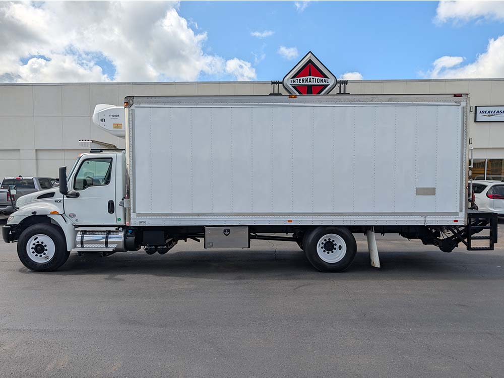 2019 INTERNATIONAL MV Reefer (KL227366)_0007_PXL_20260609_155946758 2019 INTERNATIONAL MV Reefer (KL227366)_0007_PXL_20260609_155946758