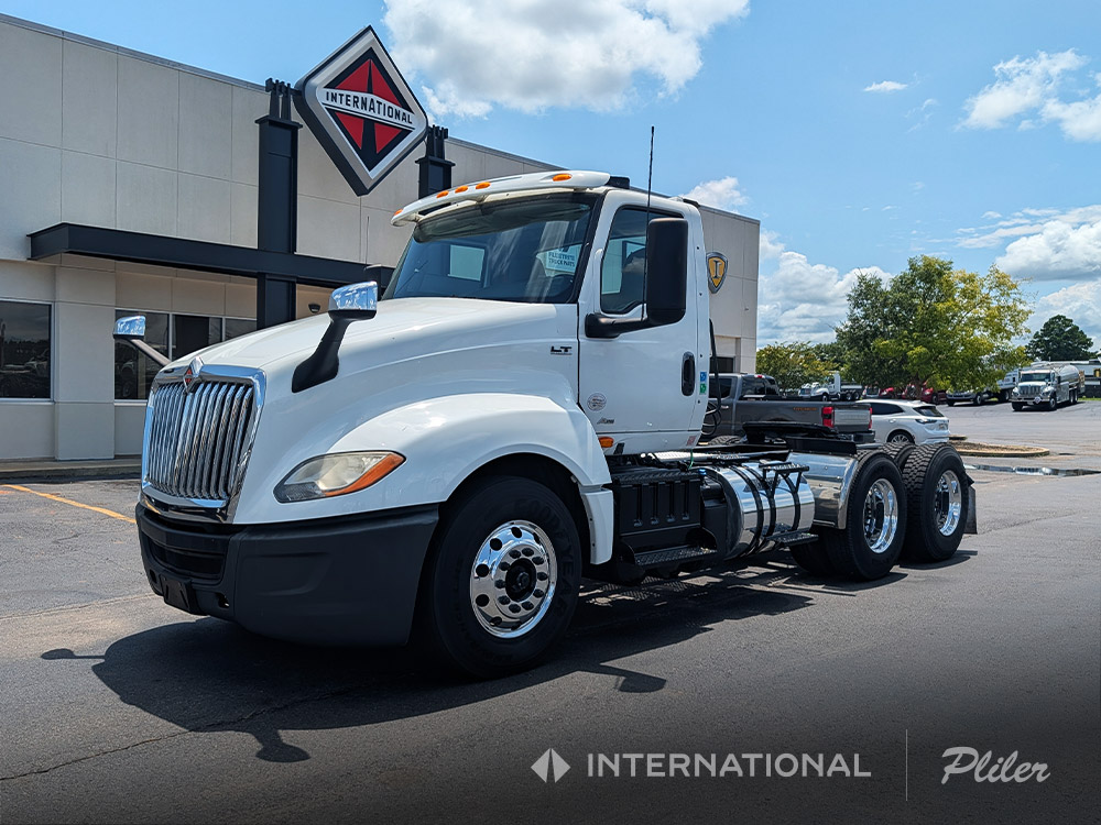 2019 INTERNATIONAL LT | KL125500 2019 INTERNATIONAL LT | KL125500 - image 1 of 6