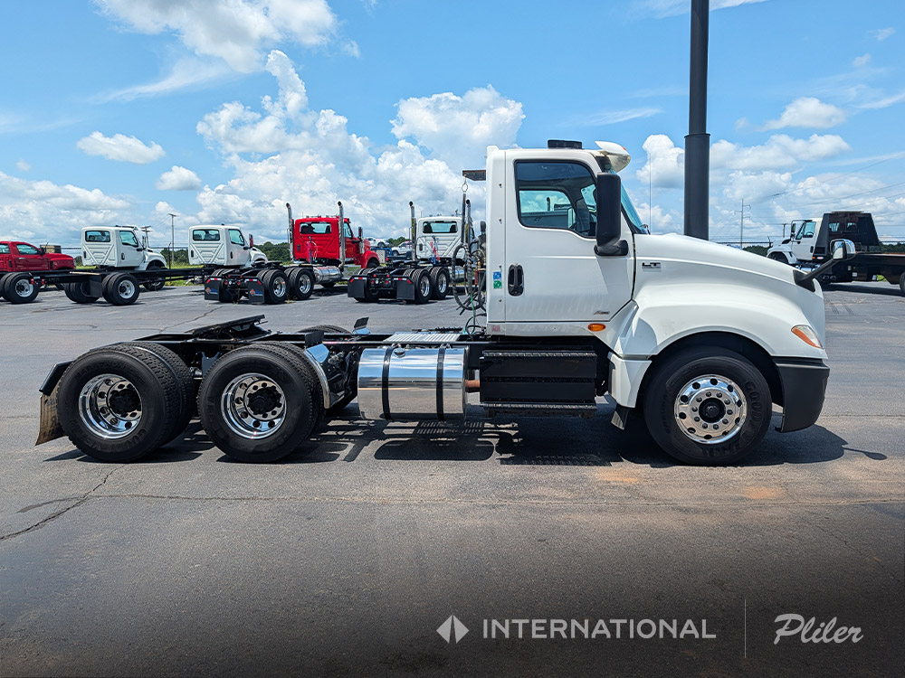 2019 INTERNATIONAL LT | KL125500 2019 INTERNATIONAL LT | KL125500 - image 4 of 6