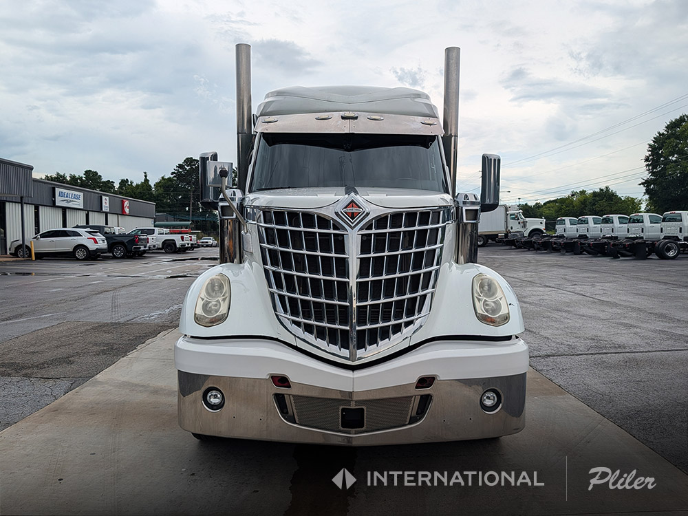 2020 INTERNATIONAL LONESTAR Sleeper | LN095385 2020 INTERNATIONAL LONESTAR Sleeper | LN095385 - image 2 of 6