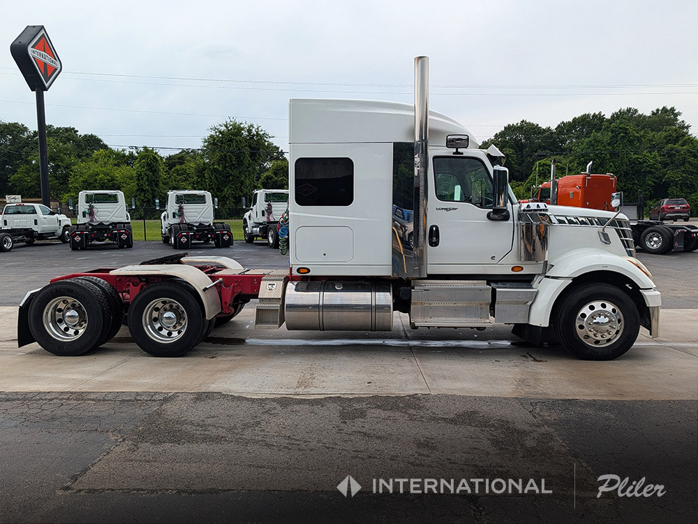 2020 INTERNATIONAL LONESTAR Sleeper | LN095385 2020 INTERNATIONAL LONESTAR Sleeper | LN095385 - image 4 of 6